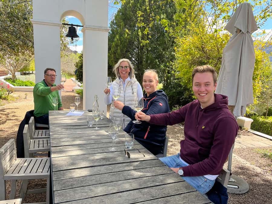 Stellenbosch: Devon Valley Vineyards Bicycle Tour w. Lunch - Practical tips for a smoother day