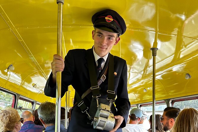 Sussex Vineyard & Winery Bus Tour on Iconic Vintage London Bus - A Sussex picnic with quiche, bread, chutney, and cake