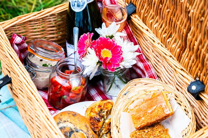 Sussex Vineyard & Winery Bus Tour on Iconic Vintage London Bus - Weather, clothing, and comfort