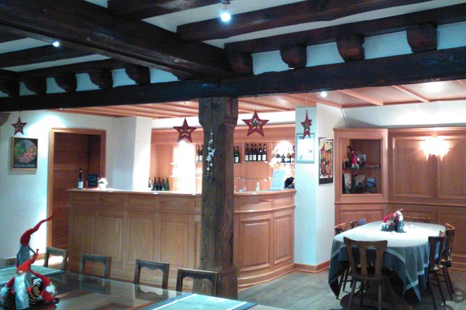 Taste Alsace: Tasting of our Alsace wines - No cellar tour - Pinot Blanc and Riesling: the classic Alsace middle