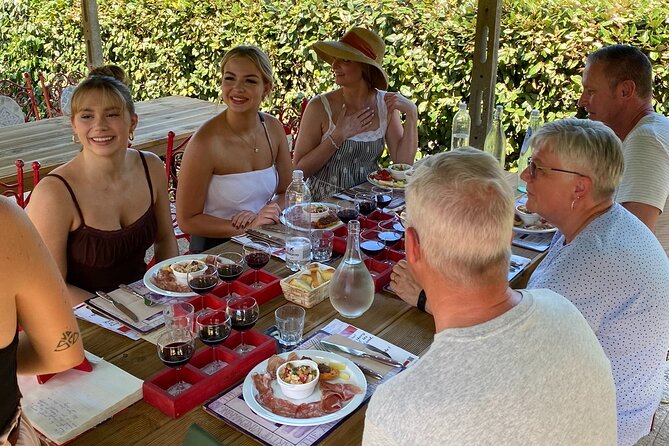 Tasting in a Tuscan Vineyard with transfer from Lucca - How the three-hour timing works