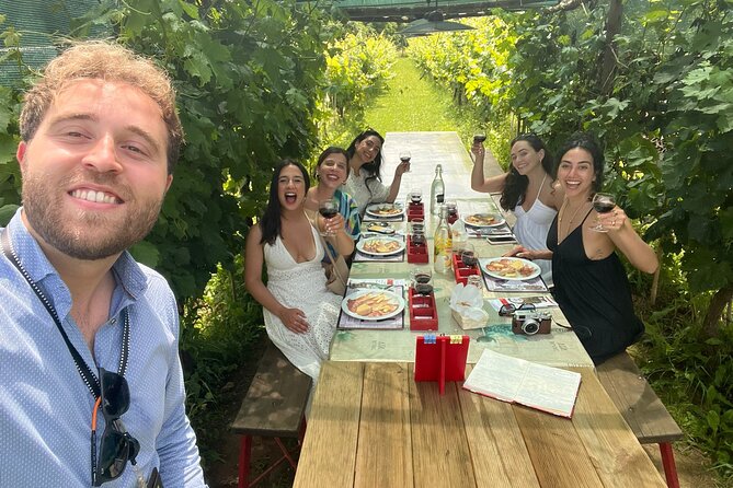 Tasting in a Tuscan Vineyard with transfer from Pisa - A vineyard outing that keeps things personal