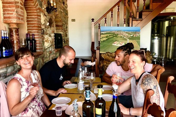 Tour in the Winery and tasting - What the experience does best