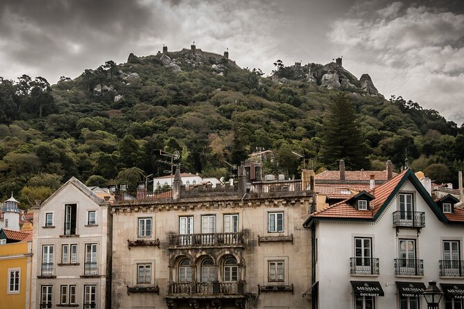 Tour to Sintra, Quinta da Regaleira and Cascais from Lisbon - What the guides add to the day
