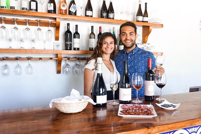 Two wineries tour with wine tasting - Meeting Elise and setting out at 9:45 am