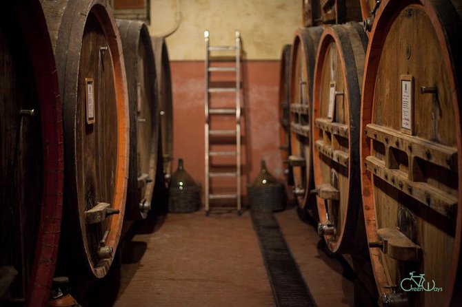 Umbria Wine Lovers: Montefalco & Bevagna with Winery Lunch - Cantina Le Cimate and a modern approach