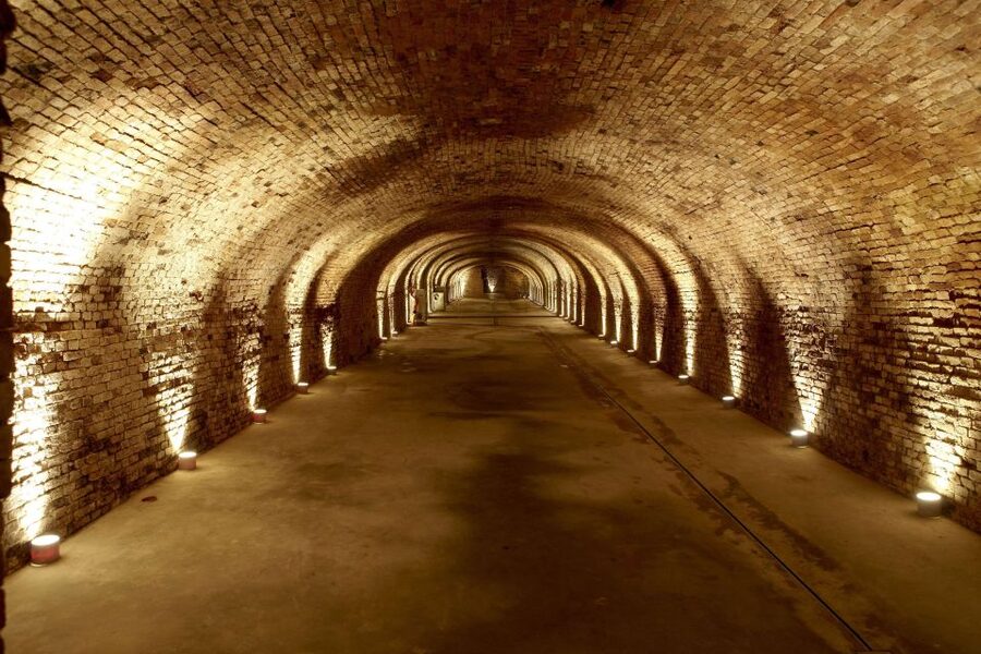 Vienna: Schlumberger Wine Cellar Guided or Self-Guided Tour - The tasting: sparkling, rosé, or a mixture