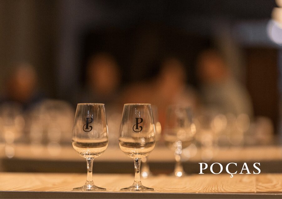 Vila Nova de Gaia: Winery Tour with 2 DOC Douro & 1 Port - Starting at the Poças reception desk in Vila Nova de Gaia