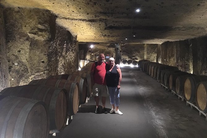 Vineyard cycle tours in and around Chinon, in the Loire Valley - What the group size means