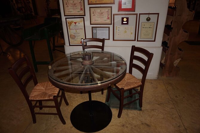 Visit to a Winery in Salento with Wine tasting and light lunch. From Lecce - Booking, timing, and cancellation advice