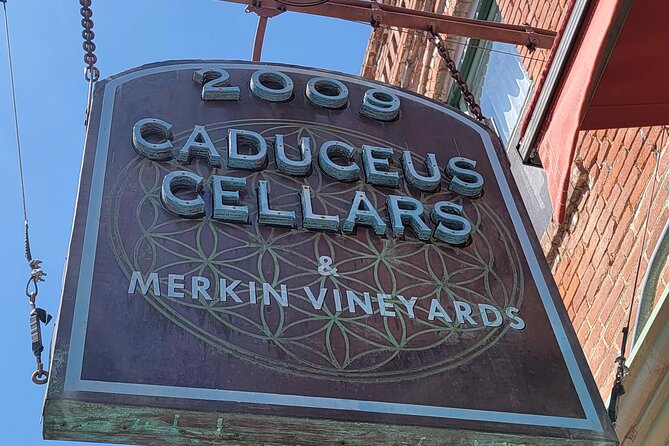 Voted Best in Sedona-Jerome & Vineyards, with Lunch & Tastings - DA Ranch, cottonwoods, and a porch swing