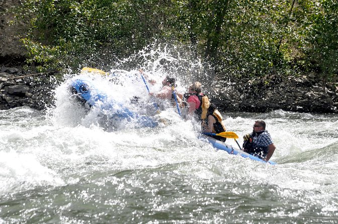 Whitewater and Wine: Wenatchee River Whitewater Rafting and Winery Tour - Morning on the Wenatchee River