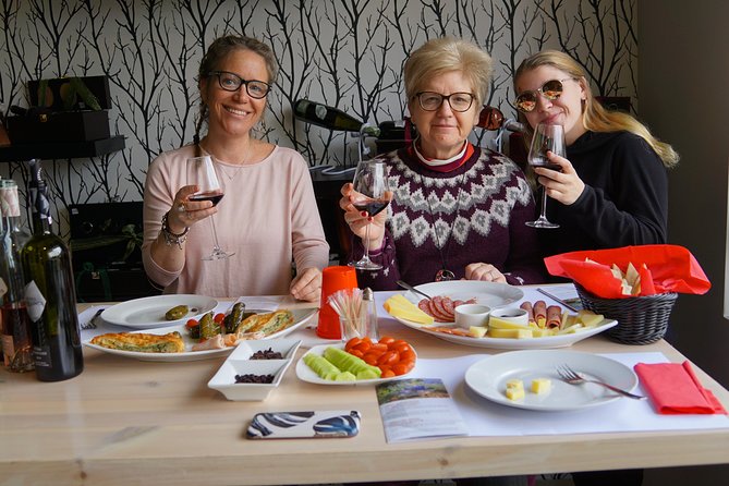 Wine Roads Private Day Tour: Corinth - Ancient Nemea & Wine Tasting - What this private Corinth and Nemea day is really like