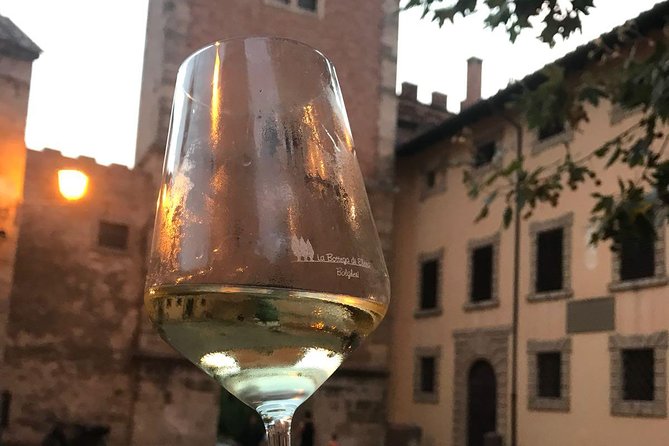Winery tours and tastings in Bolgheri with Wine Guide - Meeting Francesca in the medieval village